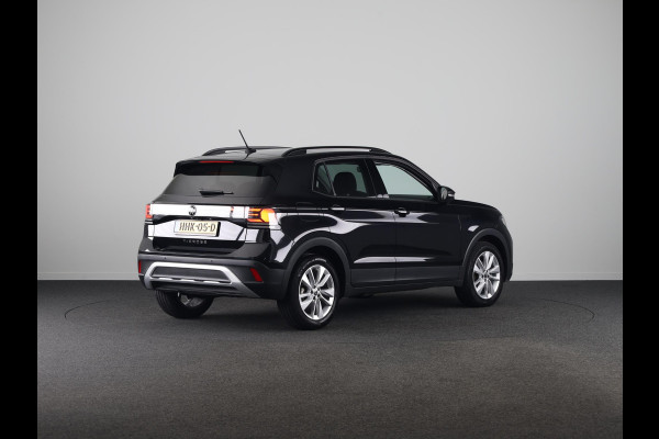 Volkswagen T-Cross 1.0 TSI Life Edition 116 pk Automaat (DSG) | Verlengde garantie | Navigatie via App | Parkeersensoren | Achteruitrijcamera | Autom. airco | Stoelverwarming |
