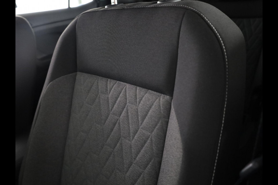 Volkswagen T-Cross 1.0 TSI Life Edition 116 pk Automaat (DSG) | Verlengde garantie | Navigatie via App | Parkeersensoren | Achteruitrijcamera | Autom. airco | Stoelverwarming |
