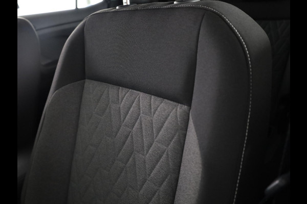 Volkswagen T-Cross 1.0 TSI Life Edition 116 pk Automaat (DSG) | Verlengde garantie | Navigatie via App | Parkeersensoren | Achteruitrijcamera | Autom. airco | Stoelverwarming |