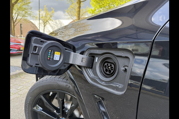 BMW X3 xDrive30e High Executive M-SPORT SHADOW LINE| BTW|  HIFI AUDIO| STOELVERWARMING| ELEK. STOELEN| ELEK. ACHTERKLEP| 20 INCH HOOGGLANS ZWARTE VELGEN| CAMERA| FULL LED|