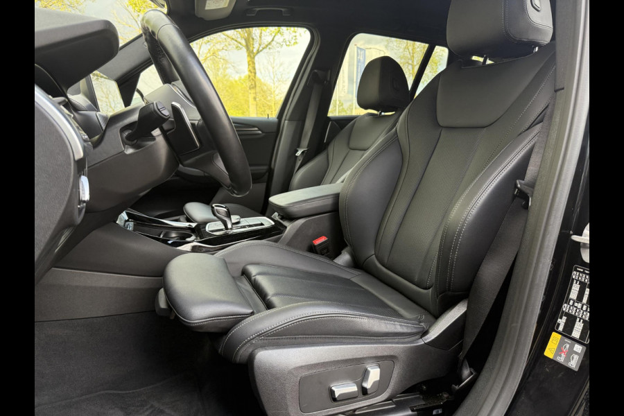 BMW X3 xDrive30e High Executive M-SPORT SHADOW LINE| BTW|  HIFI AUDIO| STOELVERWARMING| ELEK. STOELEN| ELEK. ACHTERKLEP| 20 INCH HOOGGLANS ZWARTE VELGEN| CAMERA| FULL LED|