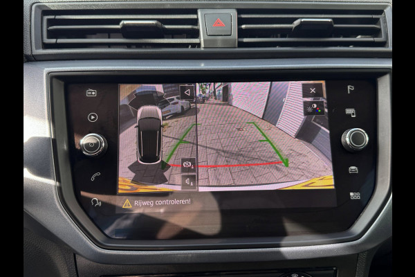 Seat Arona 1.0 TSI FR - URBAN Edition - Navigatie / Apple CarPlay I Leer I Airco I LED I Sport pakket I Dealer onderhouden