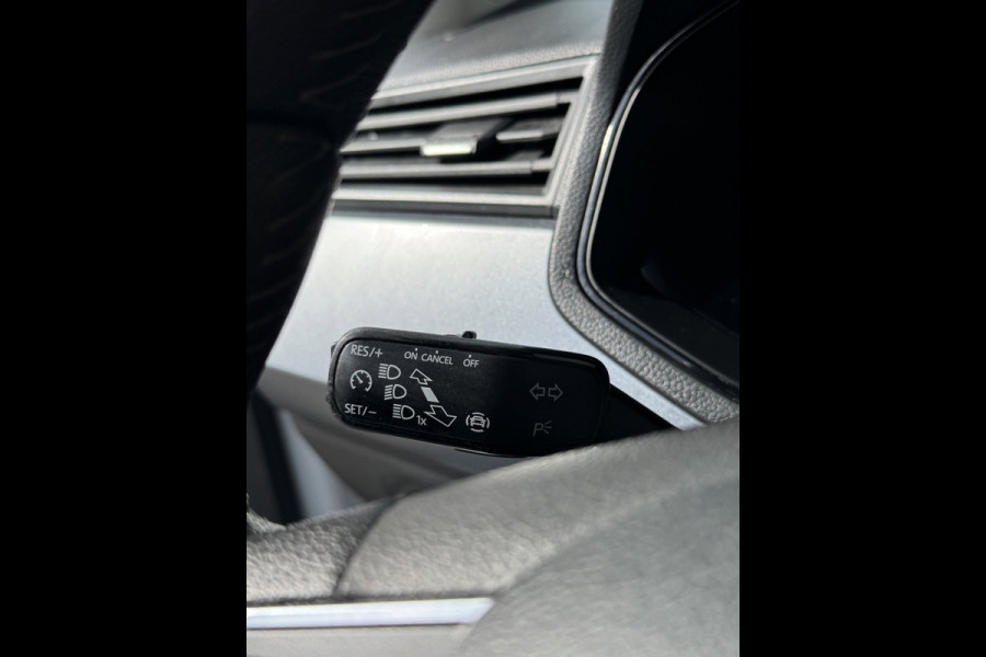 Seat Arona 1.0 TSI FR - URBAN Edition - Navigatie / Apple CarPlay I Leer I Airco I LED I Sport pakket I Dealer onderhouden