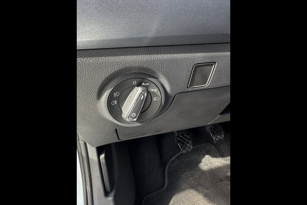 Seat Arona 1.0 TSI FR - URBAN Edition - Navigatie / Apple CarPlay I Leer I Airco I LED I Sport pakket I Dealer onderhouden