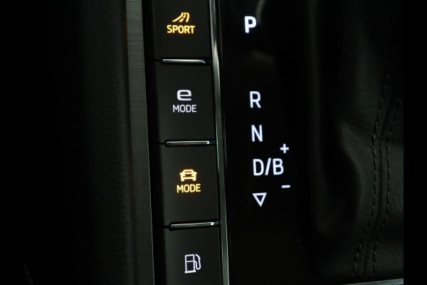 Škoda Superb 1.4 TSI iV Business Edition Plus | SOH 88,8% | Panoramadak | Leder/Alcantara | Stoelverwarming | Camera | Carplay | Park Assist | Virtual Cockpit | Achterbankverwarming | PHEV | Plug In