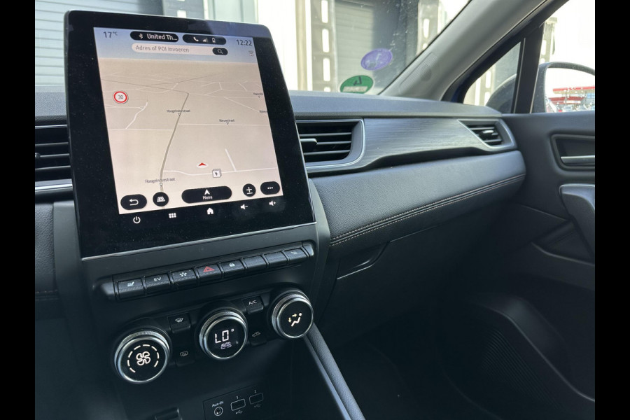 Renault Captur 1.6 E-Tech Plug-in Hybrid 160 Initiale Paris | TWO TONE | Leder | stuur/stoelverwarming | DAB Ontvanger |