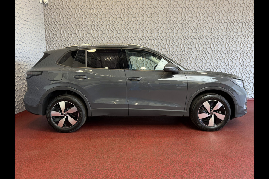 Volkswagen Tiguan 1.5 eHYBRID NW AUTO 2026 STOEL/STUUR VERW CAMERA ELEK.KLEP/TREKHAAK TRAILER ASSIST PHEV PLUG IN HYBRID