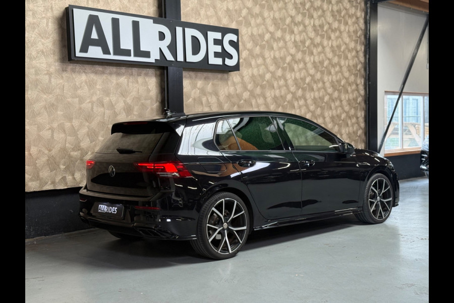 Volkswagen Golf 1.5 eTSI R-Line | Camera | Sfeerverlichting | Carplay