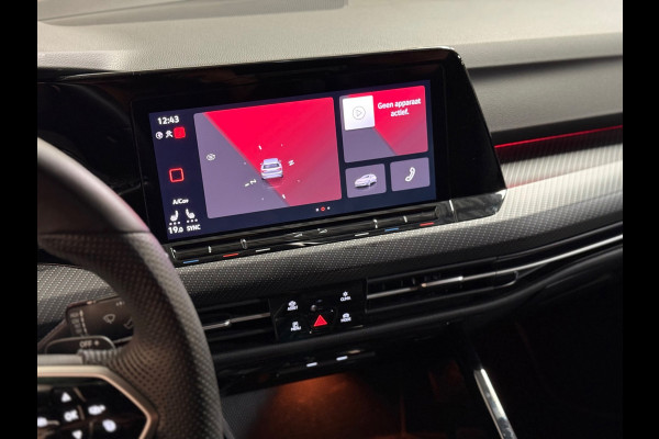 Volkswagen Golf 1.5 eTSI R-Line | Camera | Sfeerverlichting | Carplay