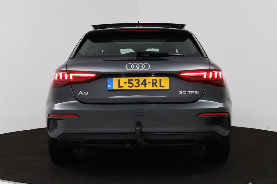 Audi A3 Sportback 30 TFSI Business edition (PANORAMADAK, STOELVERWARMING, TREKHAAK AFNEEMBAAR, ADAPTIVE CRUISE, 1e EIGENAAR)