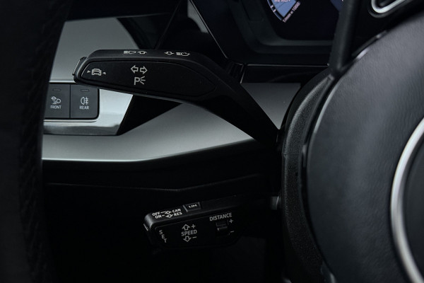 Audi A3 Sportback 30 TFSI Business edition (PANORAMADAK, STOELVERWARMING, TREKHAAK AFNEEMBAAR, ADAPTIVE CRUISE, 1e EIGENAAR)