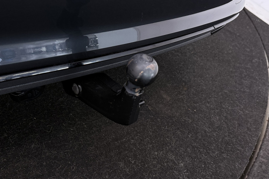 Audi A3 Sportback 30 TFSI Business edition (PANORAMADAK, STOELVERWARMING, TREKHAAK AFNEEMBAAR, ADAPTIVE CRUISE, 1e EIGENAAR)