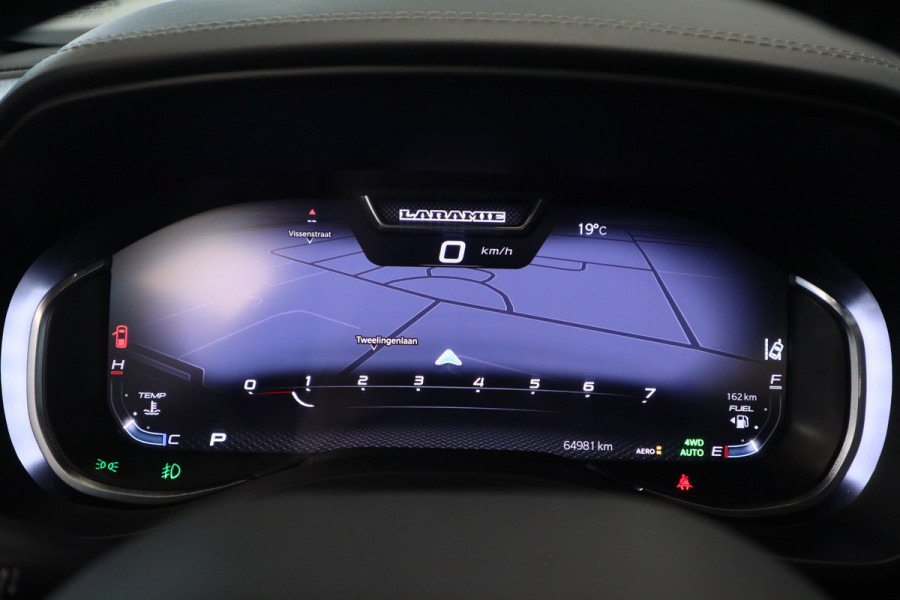 Dodge Ram 1500 5.7 V8 4x4 Crew Cab Limited ACC Head-UP Side steps NL Auto 401PK VCP