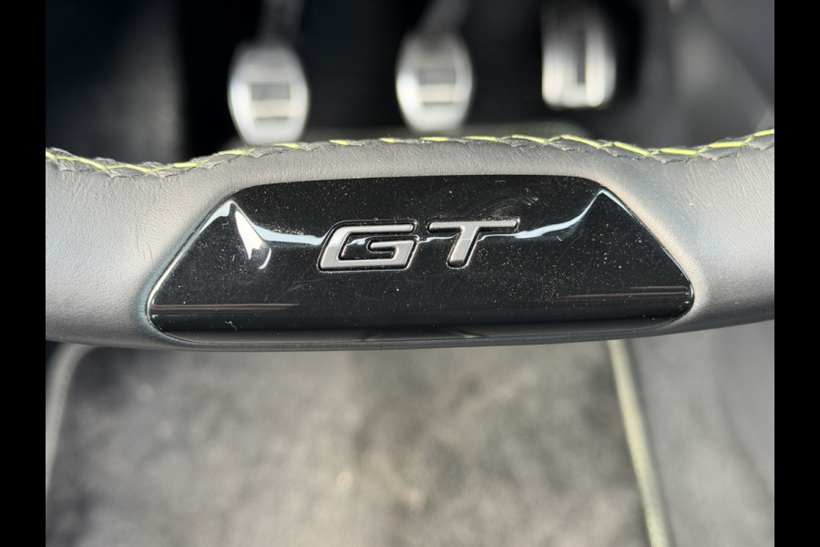 Peugeot 208 100pk GT (Camera - Keyless Entry - Parkeersensoren V+A - LED - Navigatie - Automatische Airco - Draadloos laden - Apple Carplay