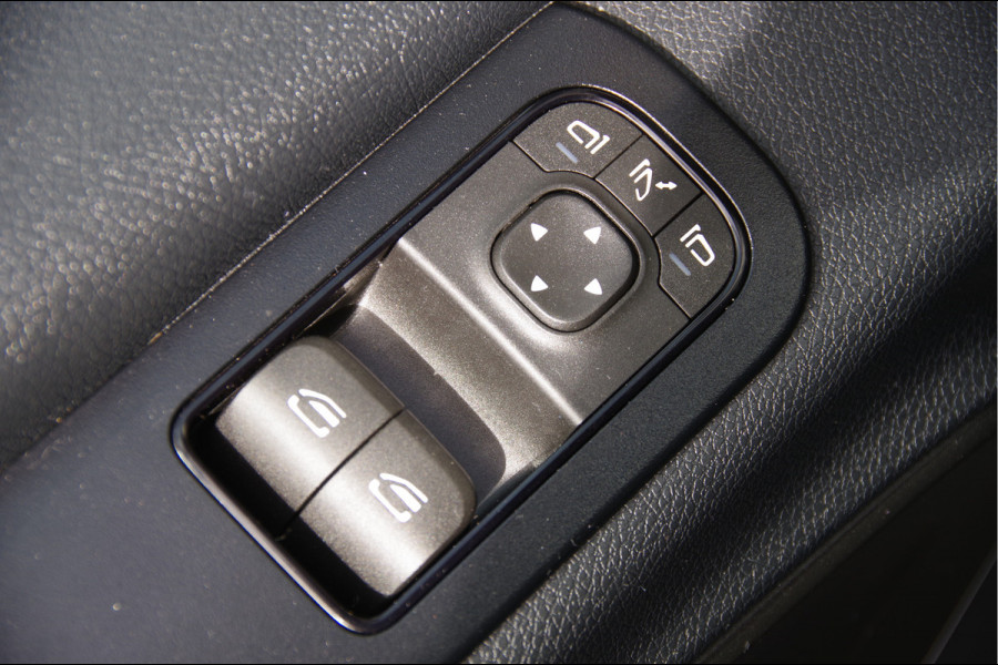 Mercedes-Benz Sprinter 317 1.9 CDI L2H1 DC-6P, AUT. FACELIFT, 3.5T TREKHAAK, LED, CAMERA, NAVI, CRUISE, MF STUURWIEL, MISTLAMPEN, DUBBELE CABINE, DUBBE