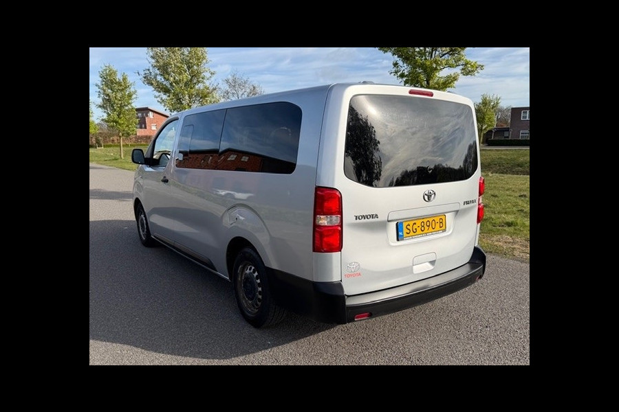 Toyota Proace Shuttle 1.6 D-4D Cool Comfort Long