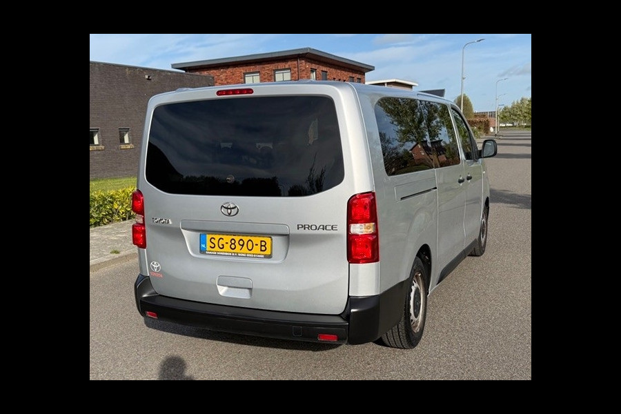 Toyota Proace Shuttle 1.6 D-4D Cool Comfort Long
