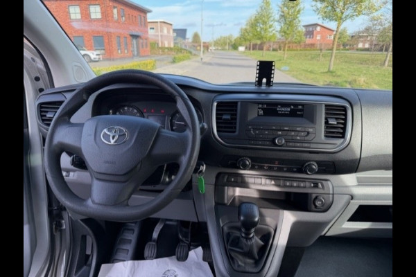 Toyota Proace Shuttle 1.6 D-4D Cool Comfort Long