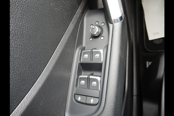 Audi Q2 35 TFSI S EDITION*LED*LEDER*NAVI*CR CONTR*