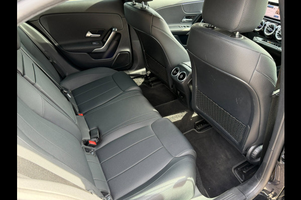 Mercedes-Benz A-Klasse 250 e Business Line