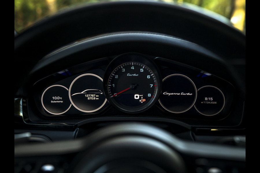 Porsche Cayenne 4.0 Turbo | 2e eigenaar | Pano-dak | Keramisch | 3D Surround View