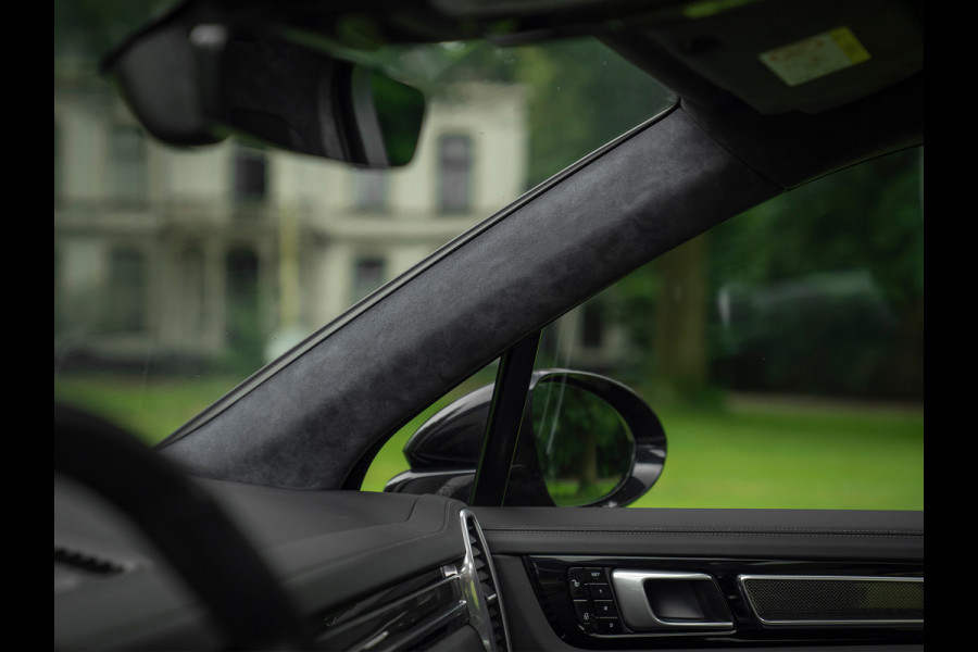 Porsche Cayenne 4.0 Turbo | 2e eigenaar | Pano-dak | Keramisch | 3D Surround View