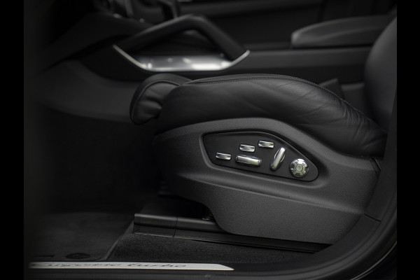 Porsche Cayenne 4.0 Turbo | 2e eigenaar | Pano-dak | Keramisch | 3D Surround View