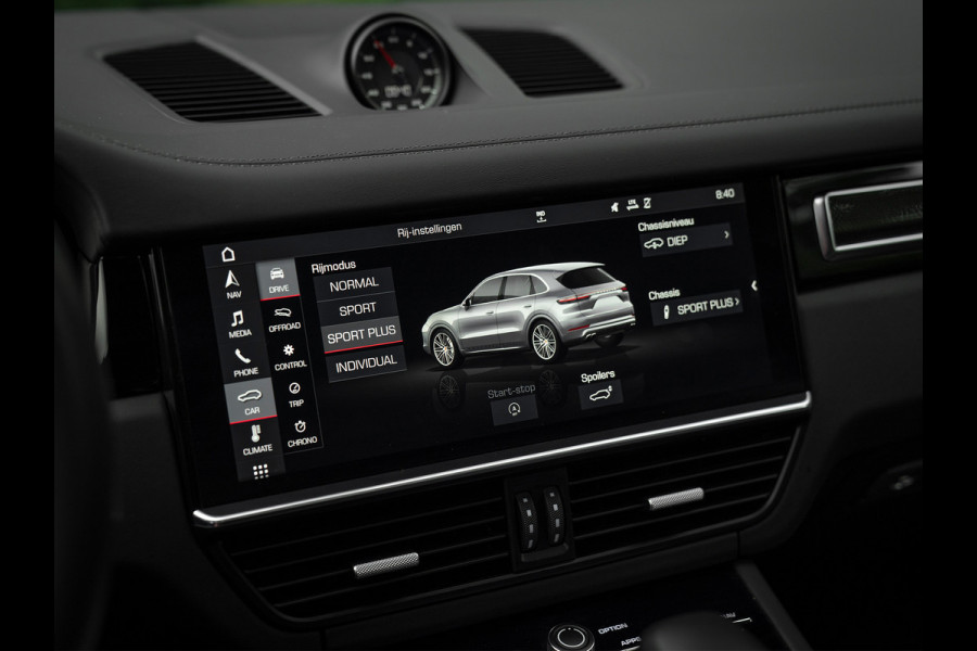 Porsche Cayenne 4.0 Turbo | 2e eigenaar | Pano-dak | Keramisch | 3D Surround View