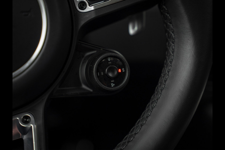 Porsche Cayenne 4.0 Turbo | 2e eigenaar | Pano-dak | Keramisch | 3D Surround View