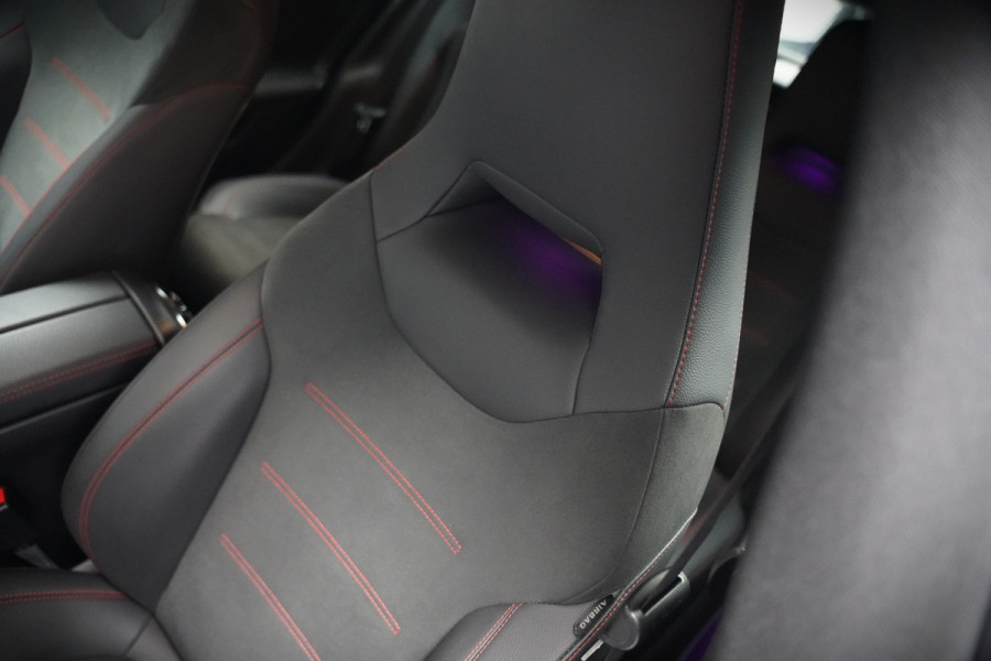 Mercedes-Benz CLA-Klasse Shooting Brake 180 Advantage AMG | Stoelverwarming | Parkeersensoren | Navigatie | Cruise Control | Keyless | Camera | Ambiance Verlichting | Climate Control