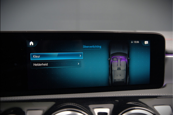 Mercedes-Benz CLA-Klasse Shooting Brake 180 Advantage AMG | Stoelverwarming | Parkeersensoren | Navigatie | Cruise Control | Keyless | Camera | Ambiance Verlichting | Climate Control