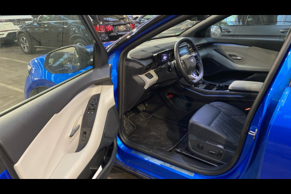 Ford Capri Premium Extended Range RWD 77 kWh 286 pk Driver Ass. Pack, Winter Pack, Climate Control, Cruise Control, 360 gr. Camera, Head Up Display