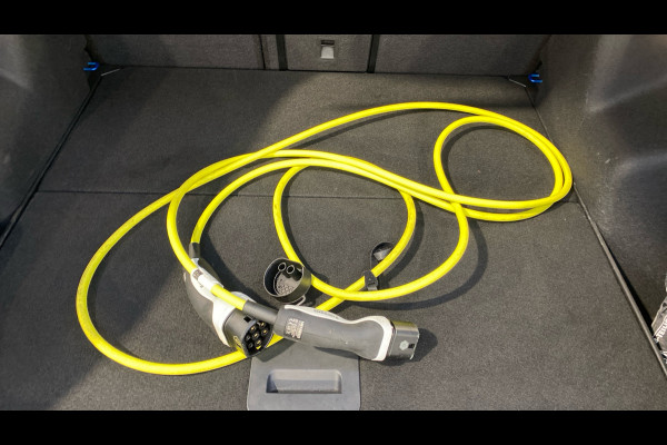 Ford Capri Premium Extended Range RWD 77 kWh 286 pk Driver Ass. Pack, Winter Pack, Climate Control, Cruise Control, 360 gr. Camera, Head Up Display