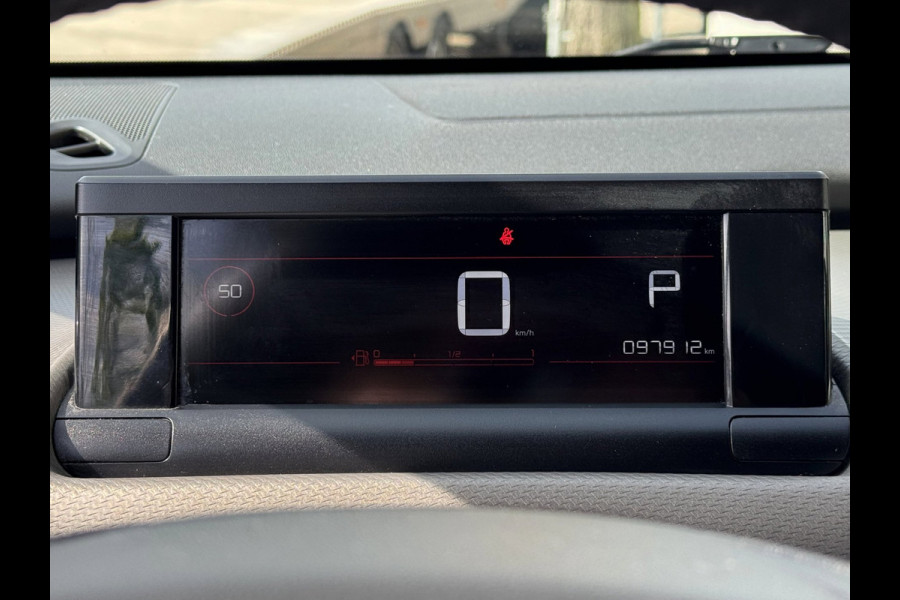 Citroën C4 Cactus 1.2 PureTech Shine Pack - AUTOMAAT I Navigatie / Apple CarPlay I Airco I Sport velgen I PDC I Dealer onderhouden