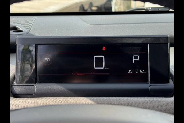 Citroën C4 Cactus 1.2 PureTech Shine Pack - AUTOMAAT I Navigatie / Apple CarPlay I Airco I Sport velgen I PDC I Dealer onderhouden