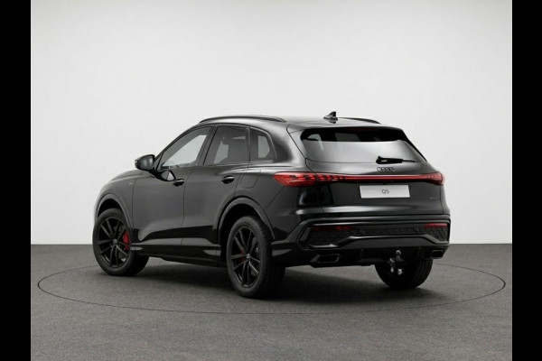 Audi Q5 S edition e-hybrid 299 pk | Panorama-glasdak | Techniekpakket plus | Trekhaak, elektr. wegklapbaar | Winterpakket |