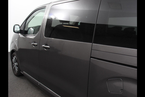 Toyota Proace Shuttle 2.0 145pk L3H1 Automaat Cool 9persoons PERSONENBUS | Climate Control | Camera | Dab | Adaptive Cruise Control | Stoelverwarming | Lichtmetalen velgen