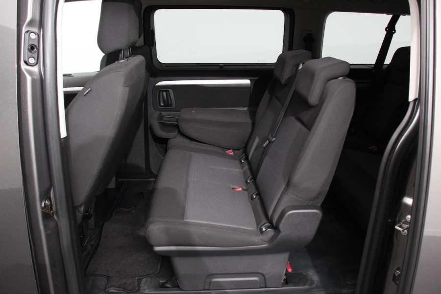 Toyota Proace Shuttle 2.0 145pk L3H1 Automaat Cool 9persoons PERSONENBUS | Climate Control | Camera | Dab | Adaptive Cruise Control | Stoelverwarming | Lichtmetalen velgen