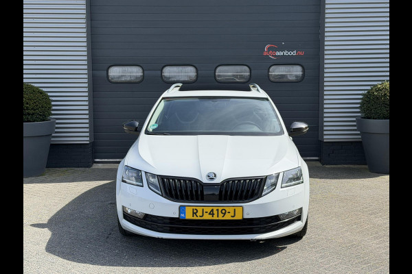 Škoda Octavia Combi 2.0 TDI Greentech Style Business | Panoramdak | Navigatie | DAB | Lichtmetalen Velgen | Carplay |