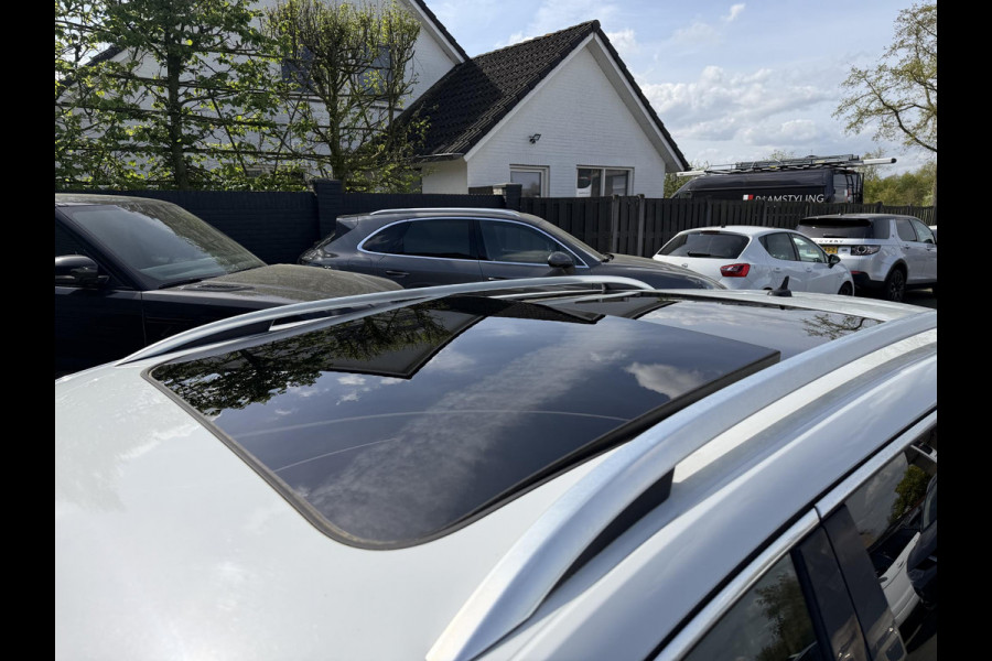 Škoda Octavia Combi 2.0 TDI Greentech Style Business | Panoramdak | Navigatie | DAB | Lichtmetalen Velgen | Carplay |