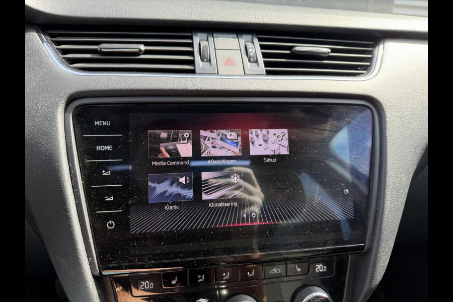 Škoda Octavia Combi 2.0 TDI Greentech Style Business | Panoramdak | Navigatie | DAB | Lichtmetalen Velgen | Carplay |