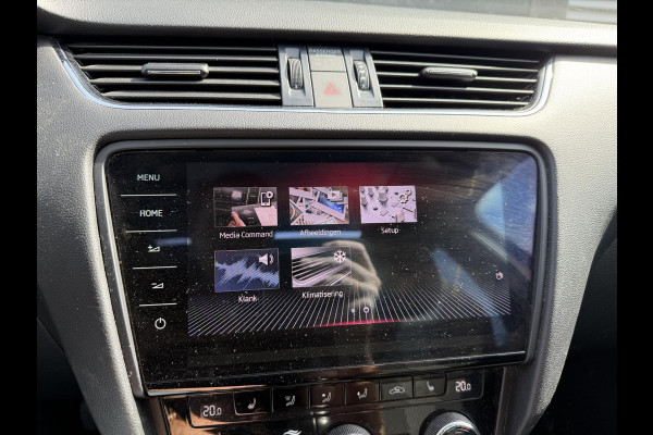 Škoda Octavia Combi 2.0 TDI Greentech Style Business | Panoramdak | Navigatie | DAB | Lichtmetalen Velgen | Carplay |