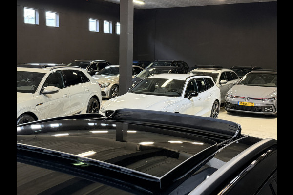 Audi Q4 e-tron 50 quattro Launch edition S Competition 77 kWh | Pano | 2x S-line | Warmtepomp