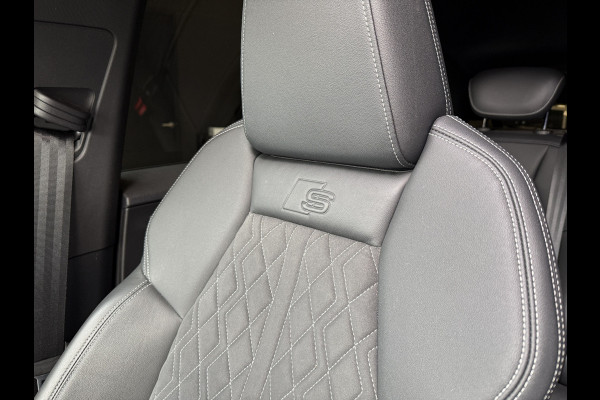 Audi Q4 e-tron 50 quattro Launch edition S Competition 77 kWh | Pano | 2x S-line | Warmtepomp