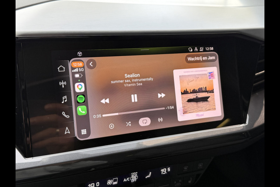 Audi Q4 e-tron 50 quattro Launch edition S Competition 77 kWh | Pano | 2x S-line | Warmtepomp