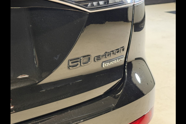 Audi Q4 e-tron 50 quattro Launch edition S Competition 77 kWh | Pano | 2x S-line | Warmtepomp