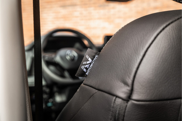 Renault Trafic 2.0 170 PK L2H1 DC | Dubbel Cabine | L+R Schuifdeur | Navigatie | CarPlay | 5-Zitter  | Spoilerkit | BPM Vrij | Fabrieksgarantie