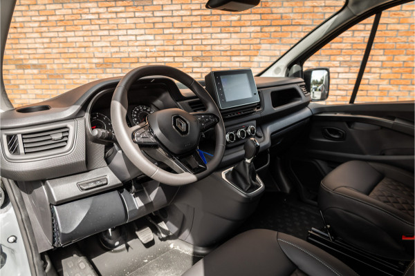 Renault Trafic 2.0 170 PK L2H1 DC | Dubbel Cabine | L+R Schuifdeur | Navigatie | CarPlay | 5-Zitter  | Spoilerkit | BPM Vrij | Fabrieksgarantie