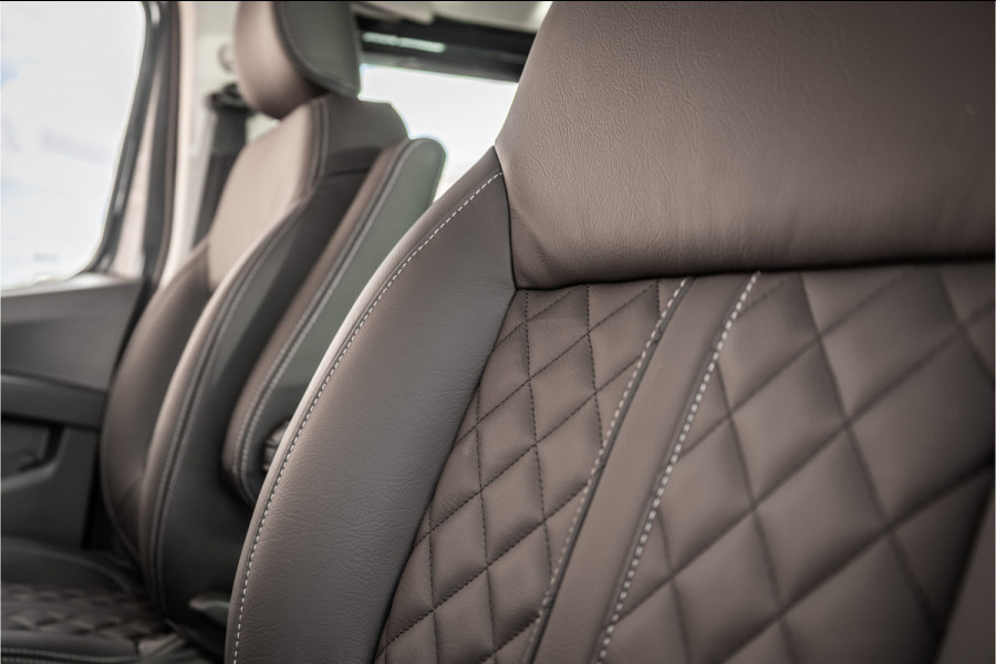 Renault Trafic 2.0 170 PK L2H1 DC | Dubbel Cabine | L+R Schuifdeur | Navigatie | CarPlay | 5-Zitter  | Spoilerkit | BPM Vrij | Fabrieksgarantie