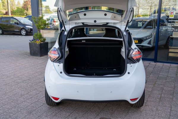 Renault ZOE R135 Evolution 52 kWh|Prijs rijklaar incl 12 mnd garantie| Camera Stuur/Stoelverwarming Blindspot Navi